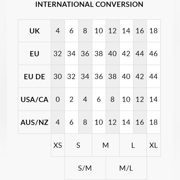 Boohoo Blue Stone Wash Stretch Denim Flared Jumpsuit - Picture 4 of 7